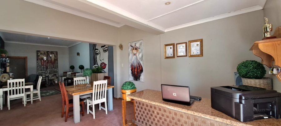 7 Bedroom Property for Sale in Bethlehem Free State